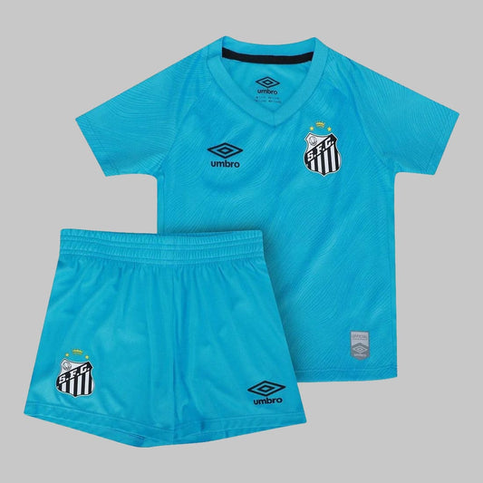 Kit Infantil Santos III 25/26 Azul com camisa e short oficiais do Peixão