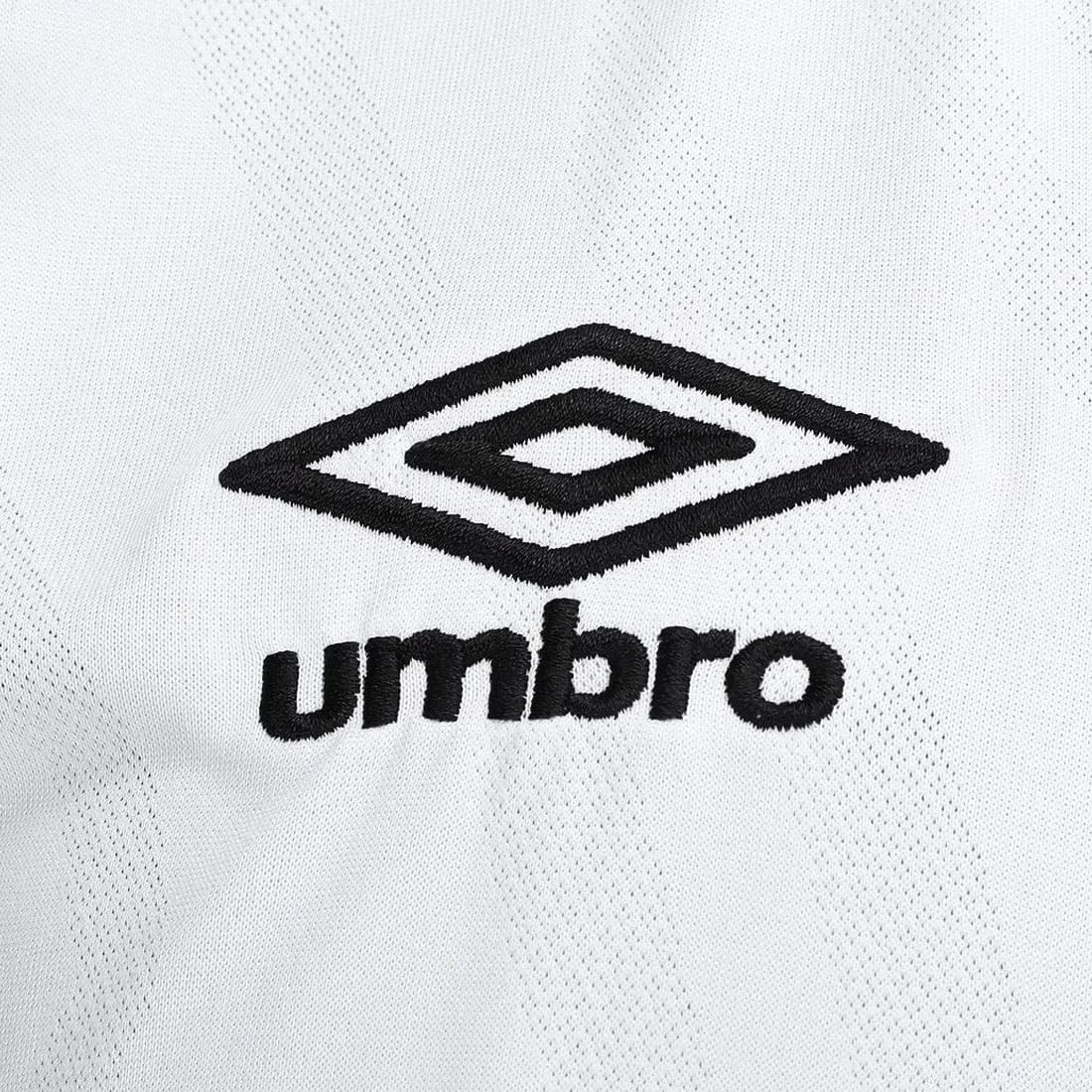 Detalhe Umbro da Camisa Santos Home 25/26 Torcedor